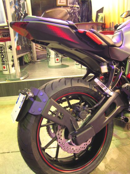 Support de plaque d'immatriculation de moto CNC avec éclairage de plaque  d'immatriculation, moto Angle réglable, compatible avec MT 07 09 S1000RR